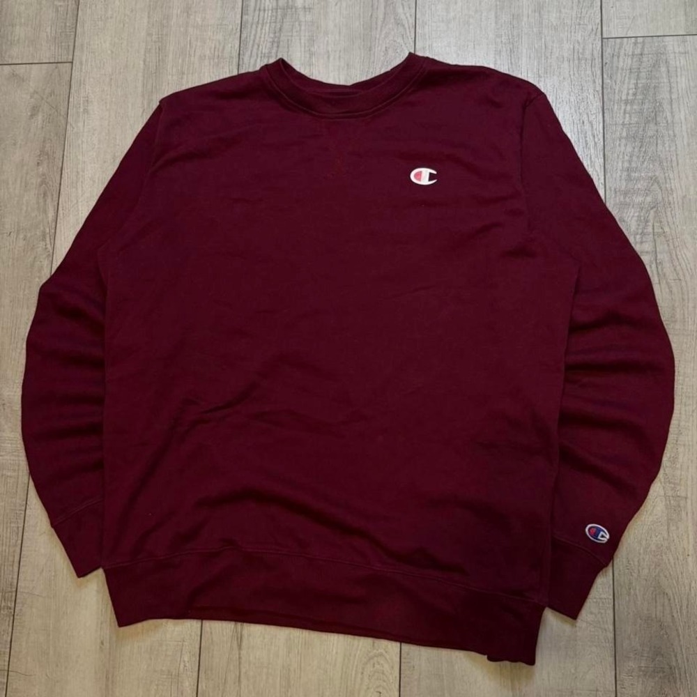 Burgundy Champion‎ crewneck sweatshirt